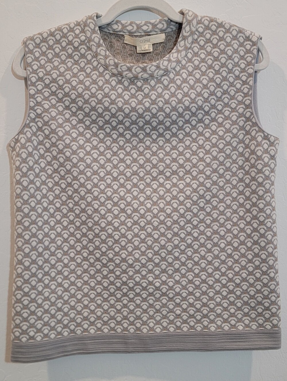 Designer 2pc Set O' 2nd Korean Brand Sleeveless Medium Top Large Skirt Fitted
